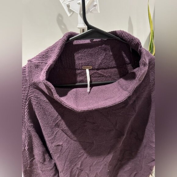 NWT- Free People “Ottoman Slouchy Tunic” (Black Raisin) - Size small - Picture 8 of 11